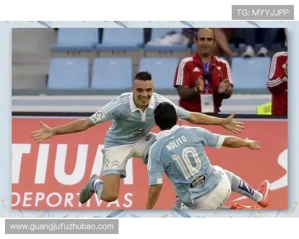 维戈市为传奇球员阿斯帕斯立雕像以致敬其辉煌贡献