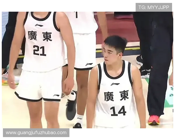 广东3名CBA球员,在U22决赛合砍0分,球迷:太菜了快退出CBA吧